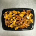 Best Beef w. Mushroom & Oyster Sauce in Rocky Hill, CT