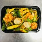 Best Shrimp w. Scallop w. Garlic Sauce in Rocky Hill, CT